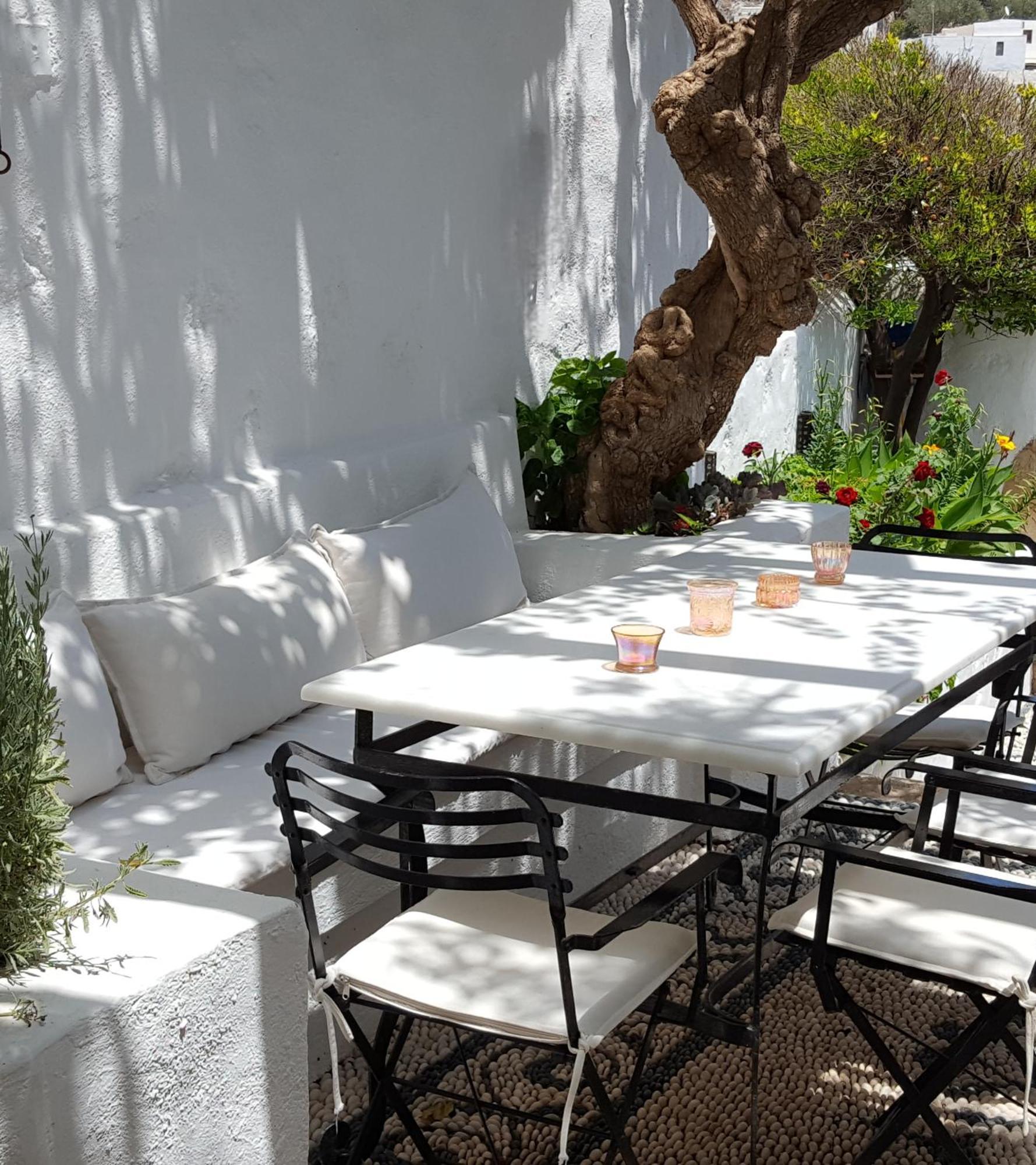 Villa Aphrodite Lindos Suites ภายนอก รูปภาพ